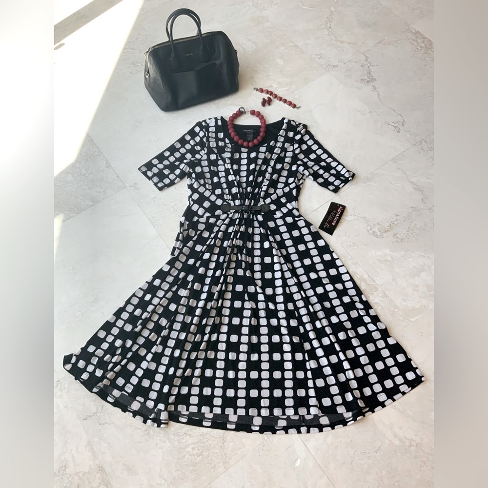 Stylish Robbie Bee Black/White Belted Dress Sz Lg NWT